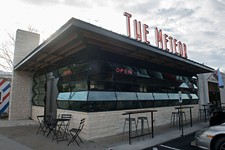 The Meteor Turns a Convenience Store Into a Neighborhood Hang for a New South Congress